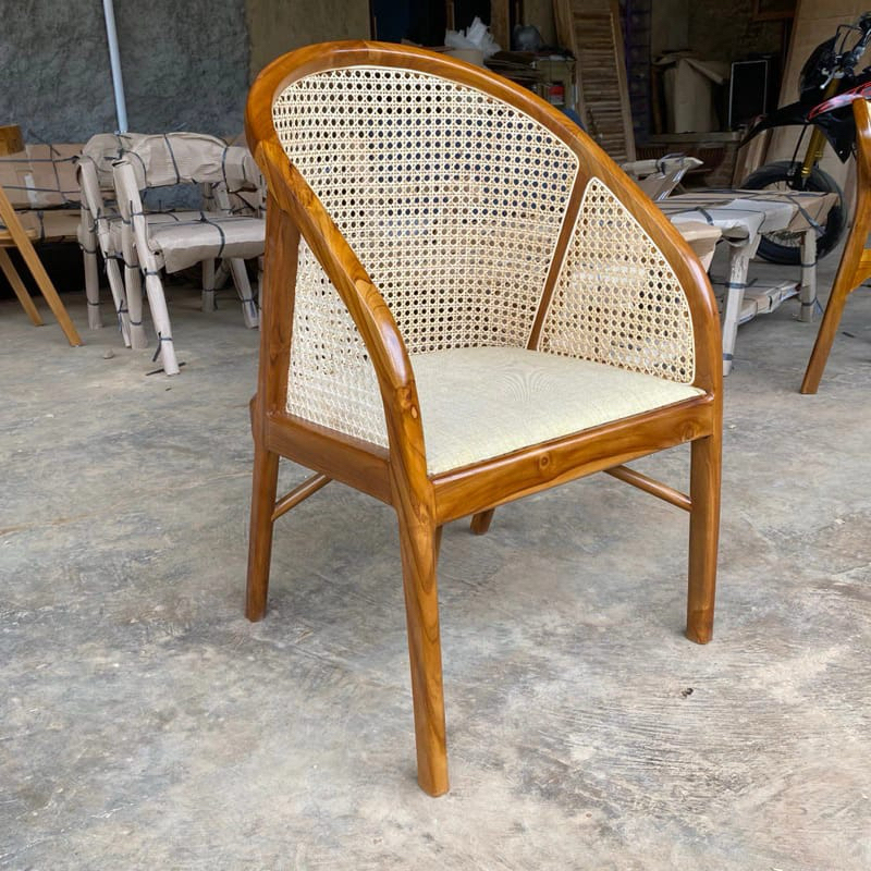 kursi Cleopatra kursi cafe minimalis kursi cafe rotan minimalis kursi rotan retro kursi cafe retro k