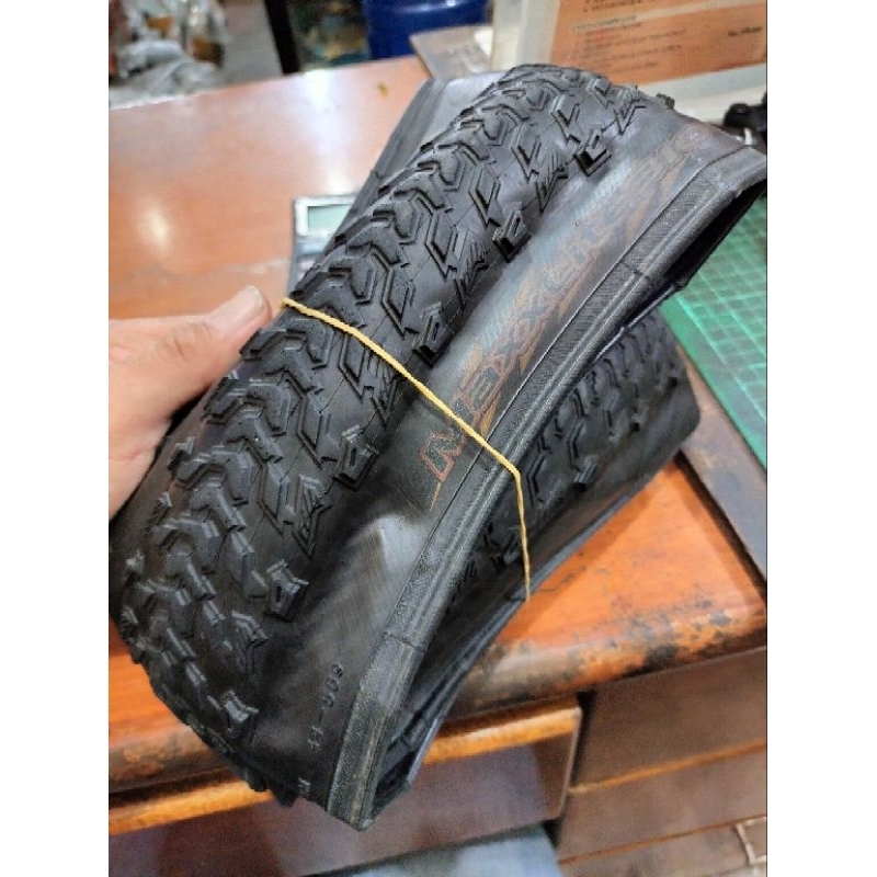 ban luar maxxis maxxlite 26 x 1.95