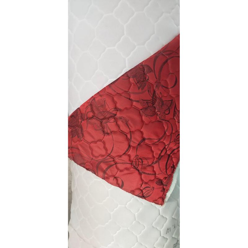 Kain Springbed Kniting Merah