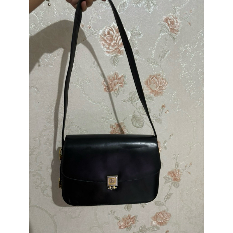 Guy laroche paris bag