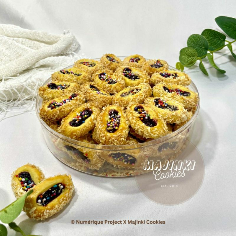 

MAJINKI COOKIES PREMIUM | COCONUTFLAKES BLUEBERRY | BUTTER COOKIES BLUEBERRY | KUE LEBARAN | KUE KERING ISI SELAI BLUEBERRY