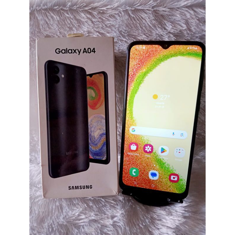 JIAL HP SECOND SAMSUNG A04 RAM 4/64