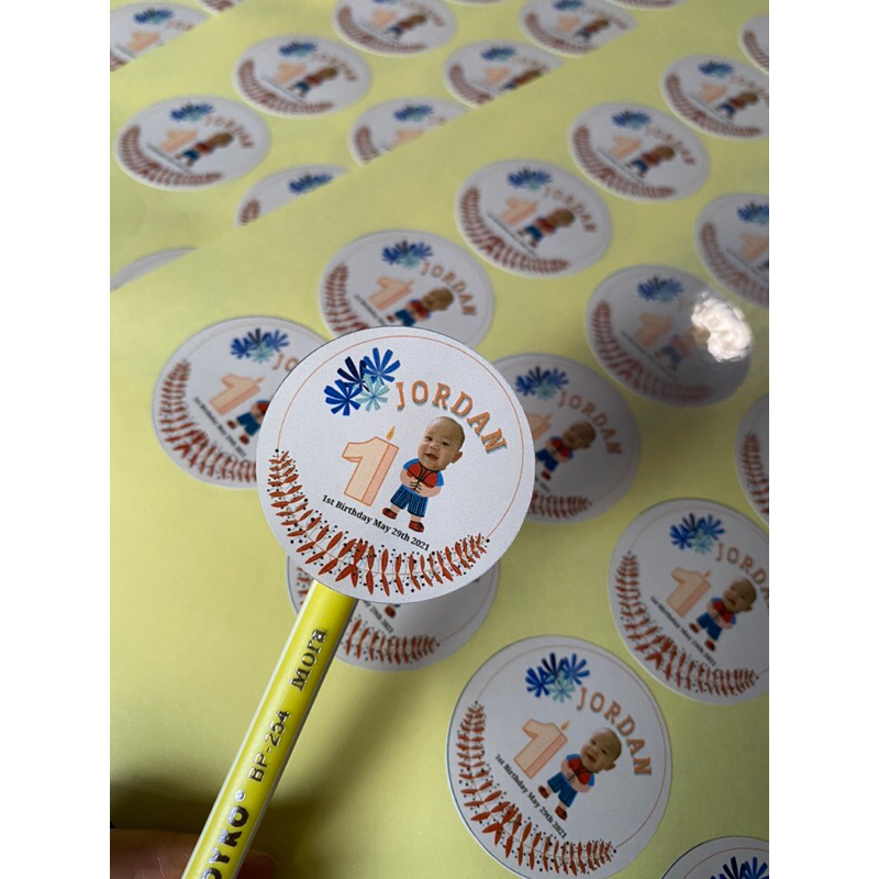 

Cetak Stiker Chromo A3 / Stiker Label Kemasan / Stiker Logo Makanan / Stiker Logo Olsop / Free Design / Free Cutting