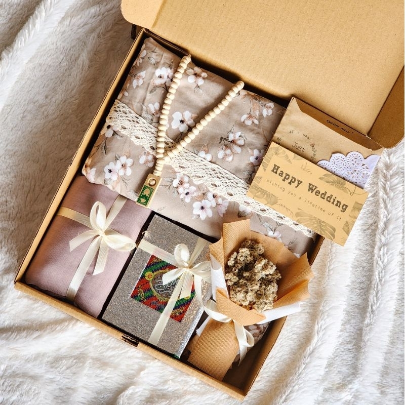 Hampers mukena premium motif / hampers mukena katun/ kado mukena renda