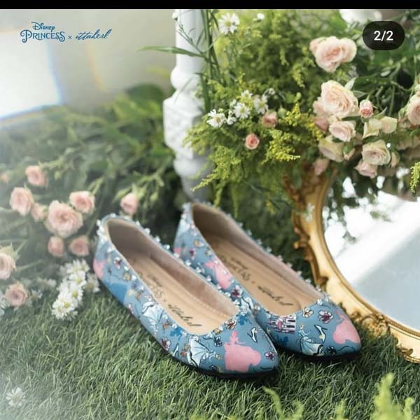 Ittaherl Disney Cinderella Princess Royal Ball maxi pointy midnight size 38 Cerianti