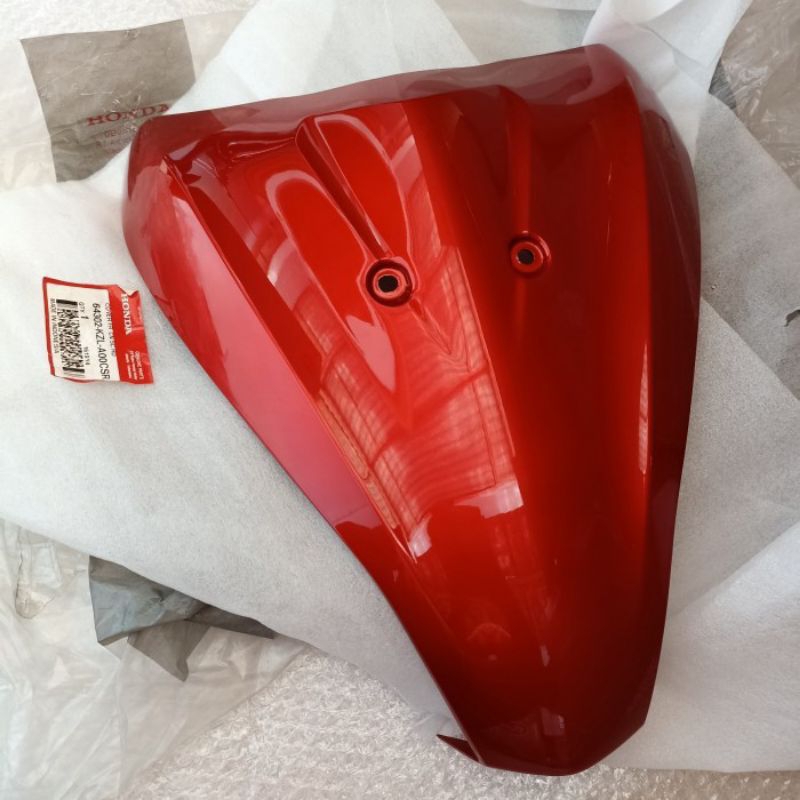 COVER PANEL DADA TEMENG DASI DEPAN HONDA SPACY MERAH ORI AHM 64302-KZL-A00CSR