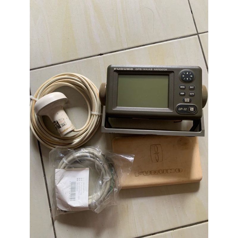 GPS Furuno 32 Bekas lengkap