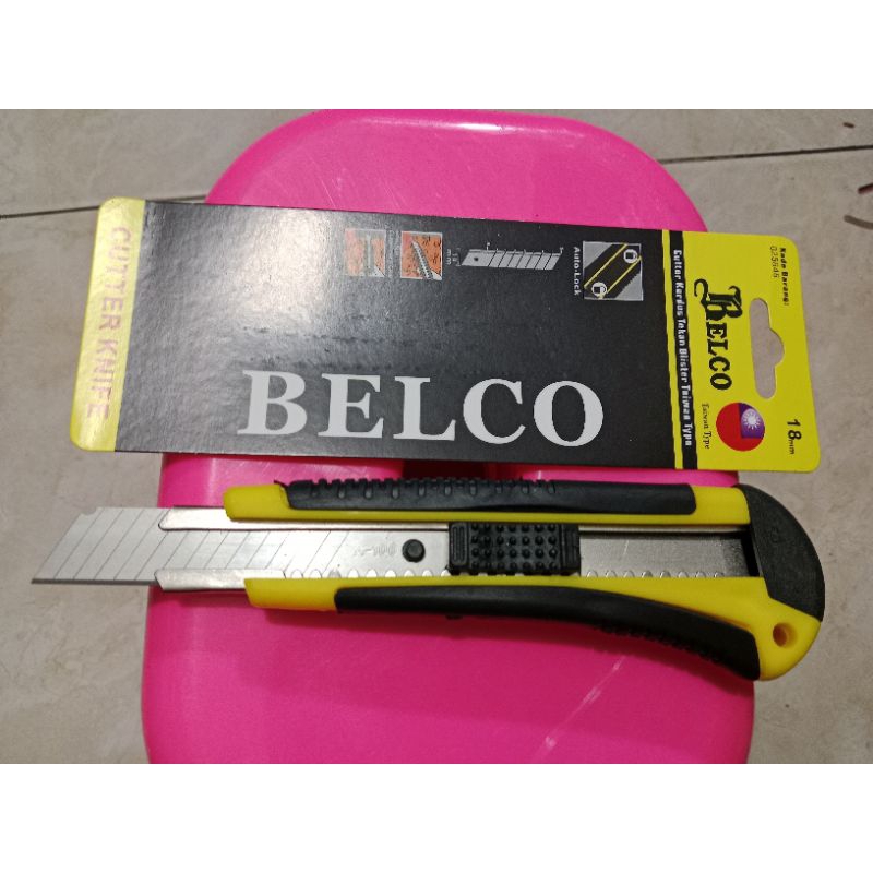 

Cutter Belco UK 18mm Cutter Knife isi Ulang Kardus Dan Kertas