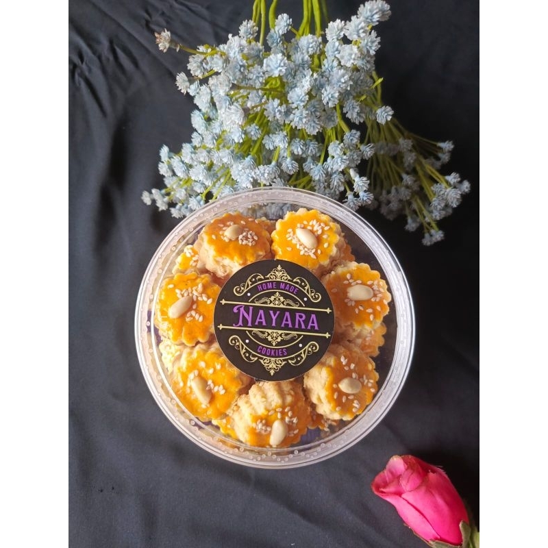 

coklat almond nayara cocokies