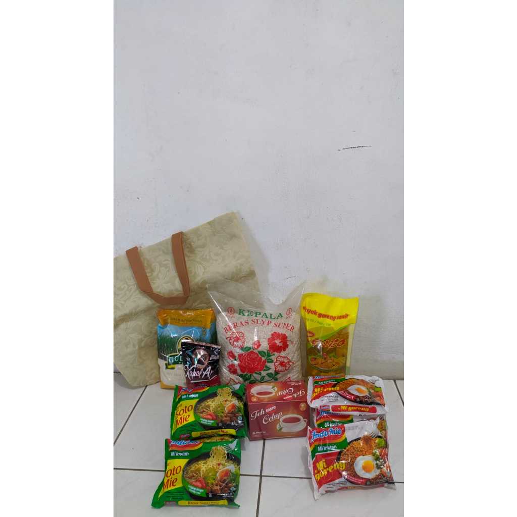 

Paket Sembako Sudah Termasuk Tas Belanja