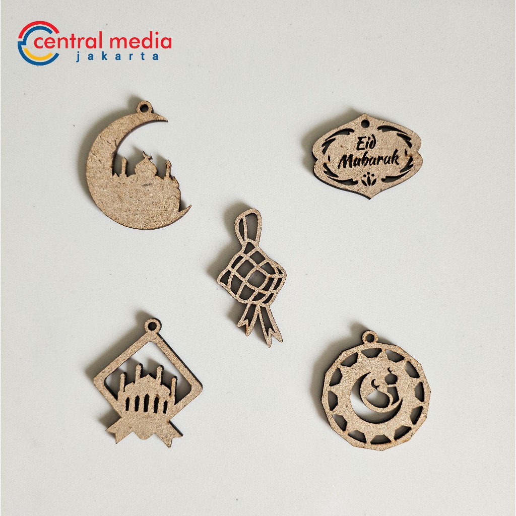

Hang Tag Idul Fitri Kayu MDF Wooden Gift Tag Gantungan Hiasan Hampers Parcel Lebaran Eid Mubarak