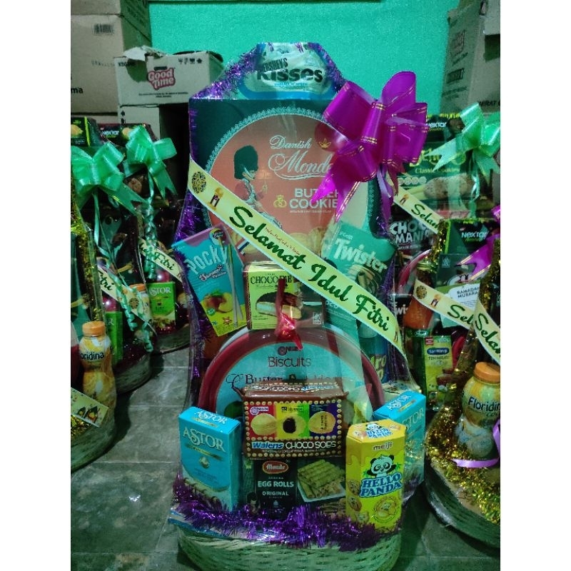 

Parsel Snack Lebaran Idul Fitri - Parcel Lebaran Premium - Hampers Idul Fitri - Hampers Lebaran
