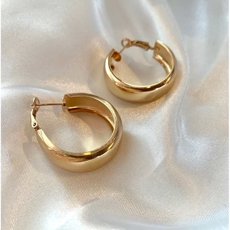 anting bulat tebal besar warna emas