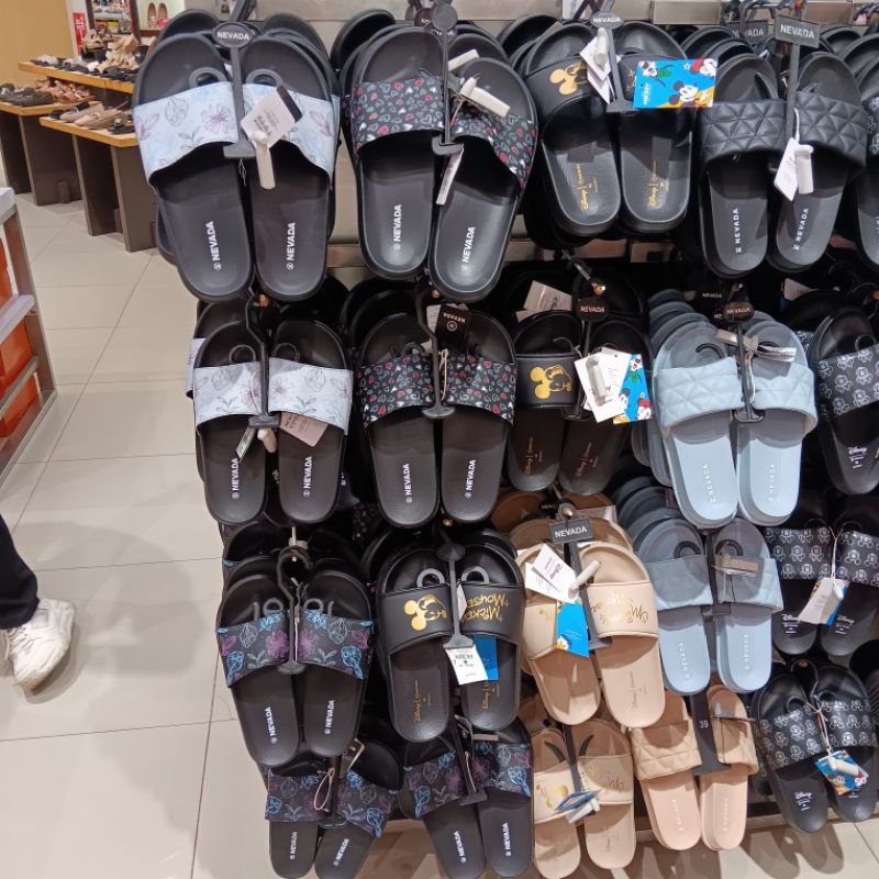 Nevada sandal phylon wanita