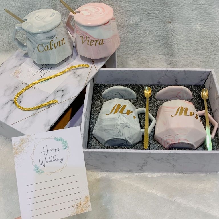 Lagi Tren Hampers Mug Couple Custom Kado Pernikahan Wedding gift