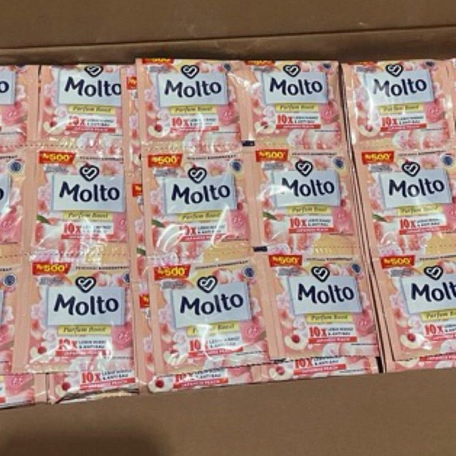 Molto pewangi pakaian 1 renceng isi 26 pcs