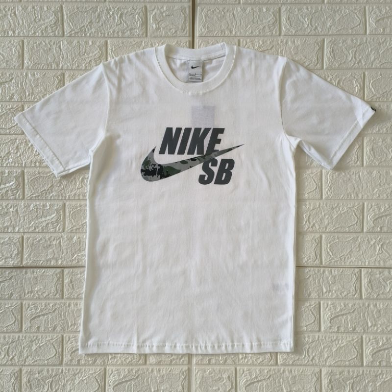 Tshirt Nike SB Camo Swoosh