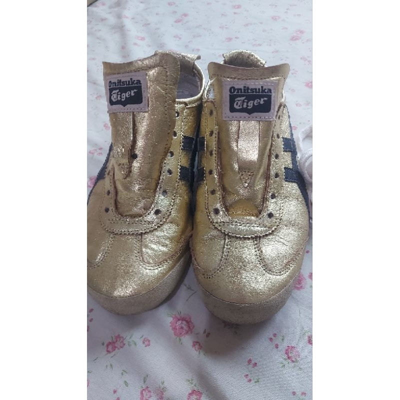 sepatu onitsuka tiger gold preloved