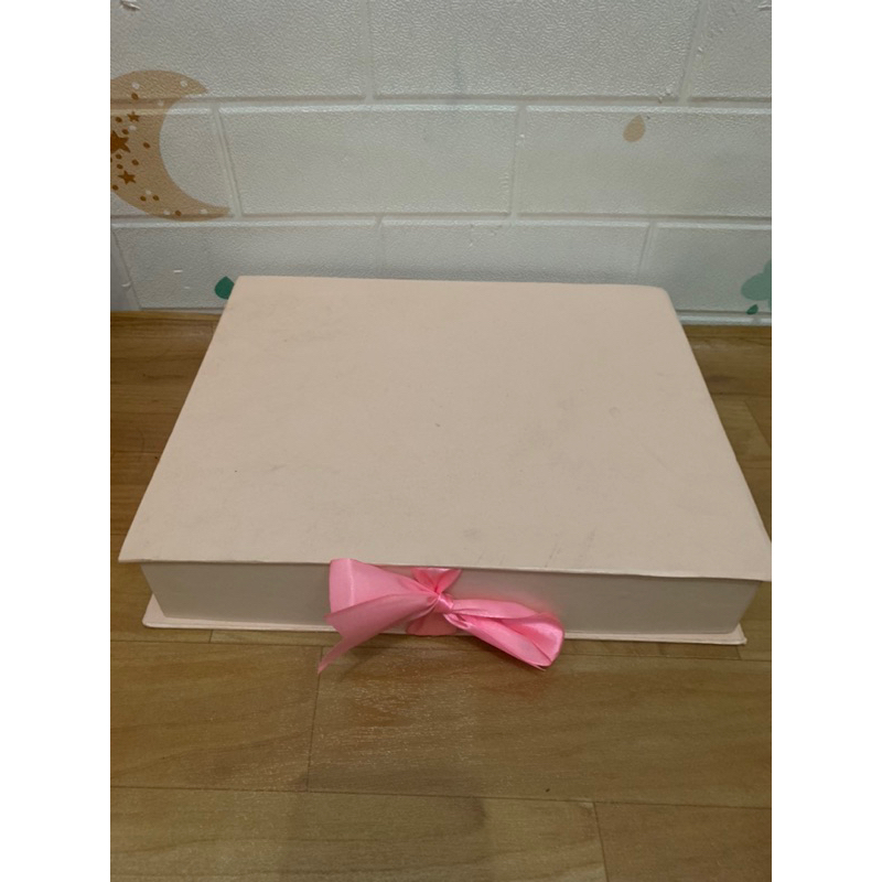 

Hardbox / kotak hampers/ kotak hadiah/kotak ultah