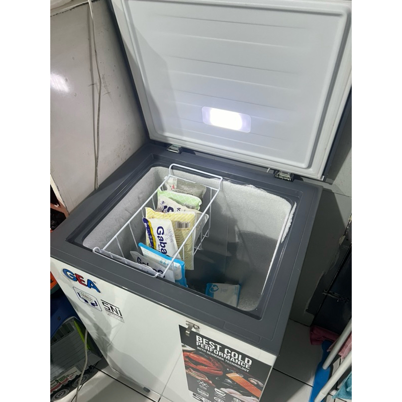 Preloved Freezer Asi