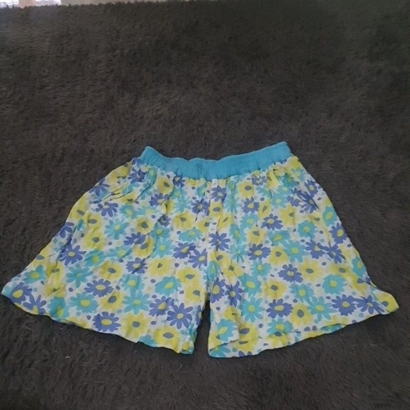 celana pendek anak perempuan Uniqlo kids