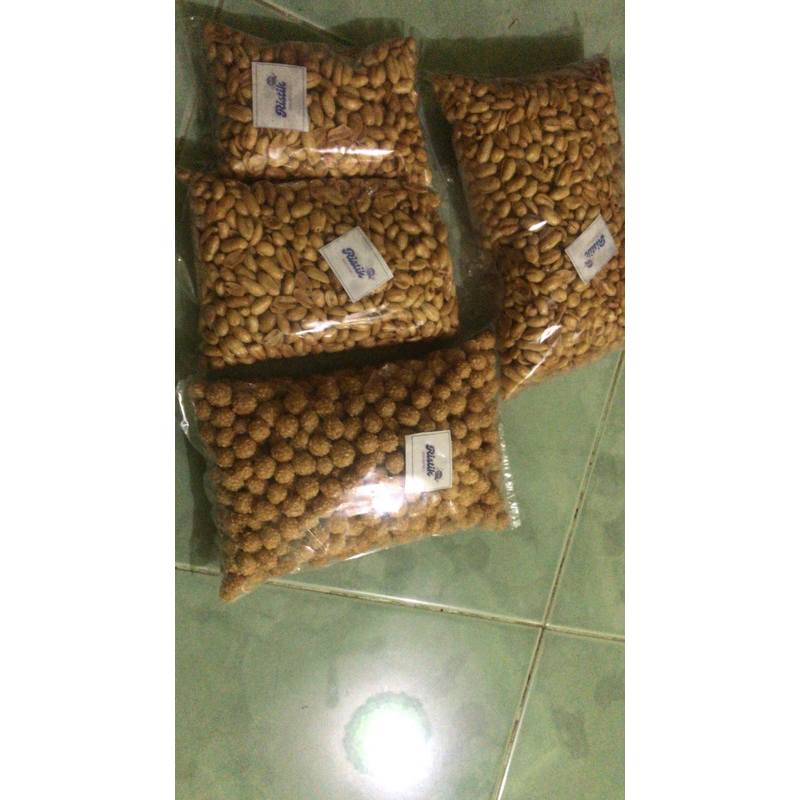 

kacang asin