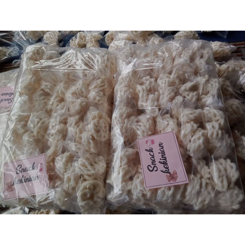 

krupuk mawar/kerupuk mawar/kerupuk lauk/opak