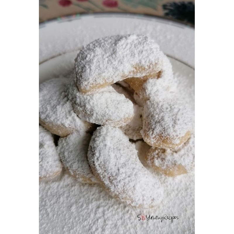 

Kue putri salju
