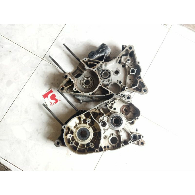 Crankcase Krengkes Kanan Kiri Suzuki TRS ORIGINAL