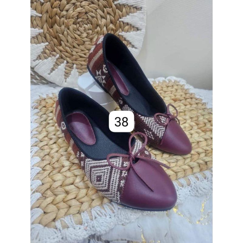 FLAT SHOES SHOES TENUN SUMBA NTT, SEPATU ETNIK SLIP ON