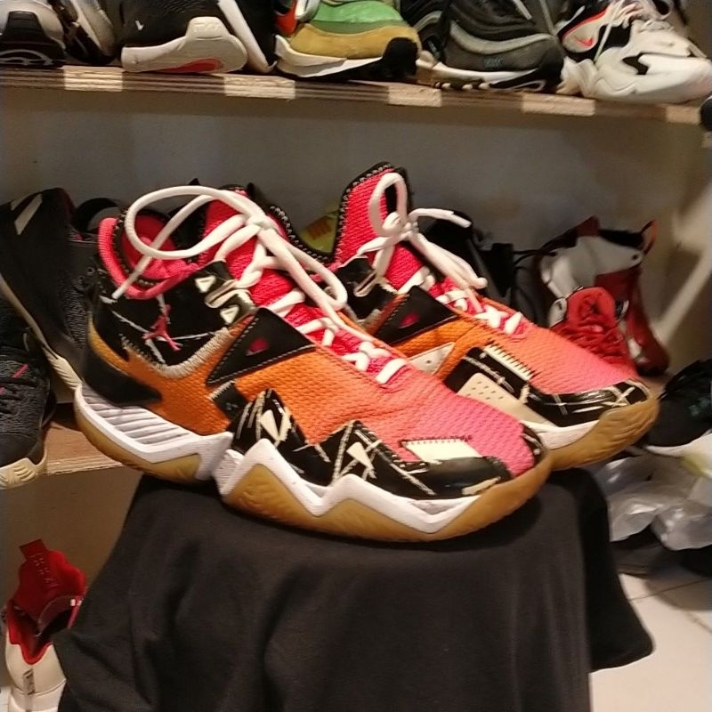 Sepatu seken Air Jordan Westbrook One Take 'Beijing'