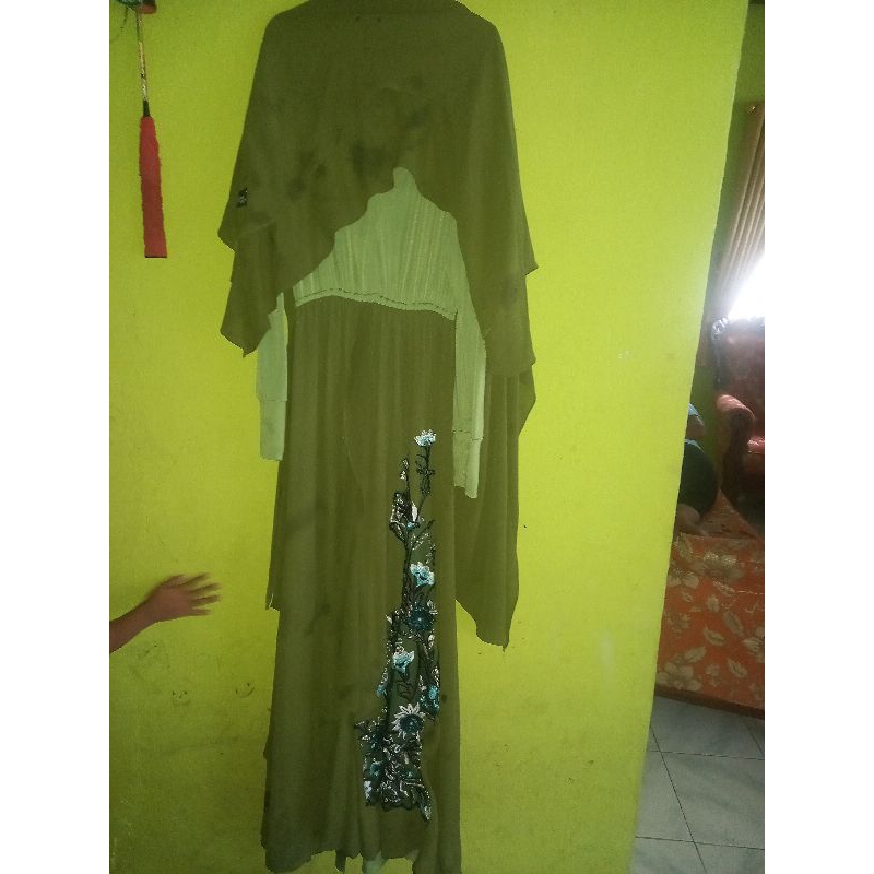 agoest hanggono syari preloved