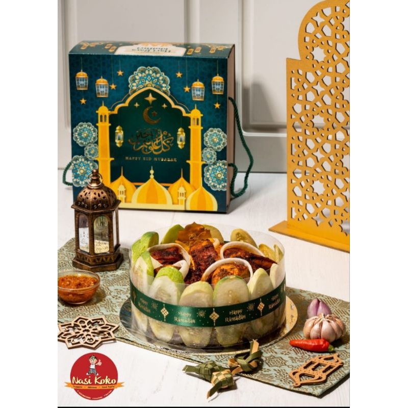 

Hampers Lebaran Nasi Kebuli Nasi Kuning Mie goreng dan ayam suwir