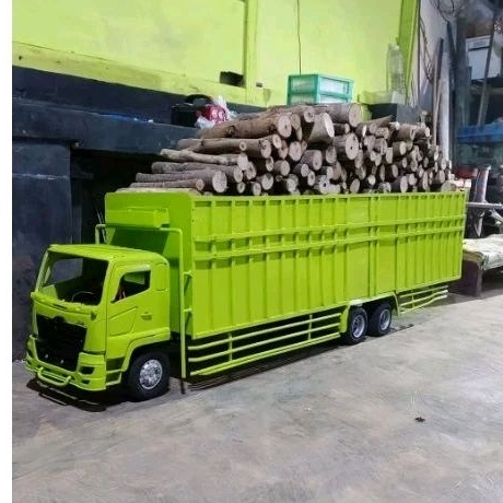 Miniatur Turk tronton hino 500 hijau truk Sulawesi mainan anak full lampu