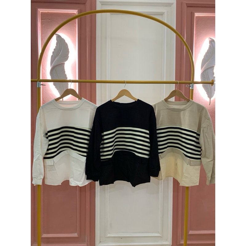 Sweater Rajut salur