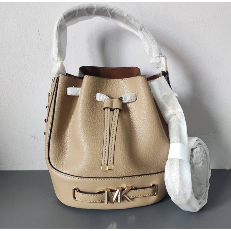 Tas MK Reed Bucket Studded Camel