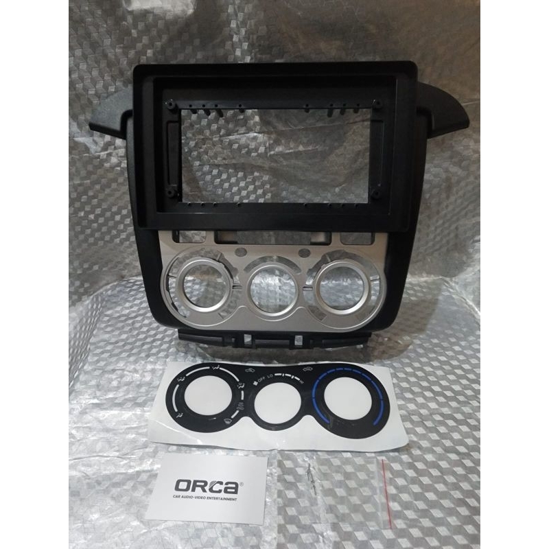 frame head unit android 10 inch mobil innova G 2011-2015