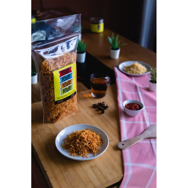 

QH Kentang Mustofa Spicy 500 Gr - Petoto Halal