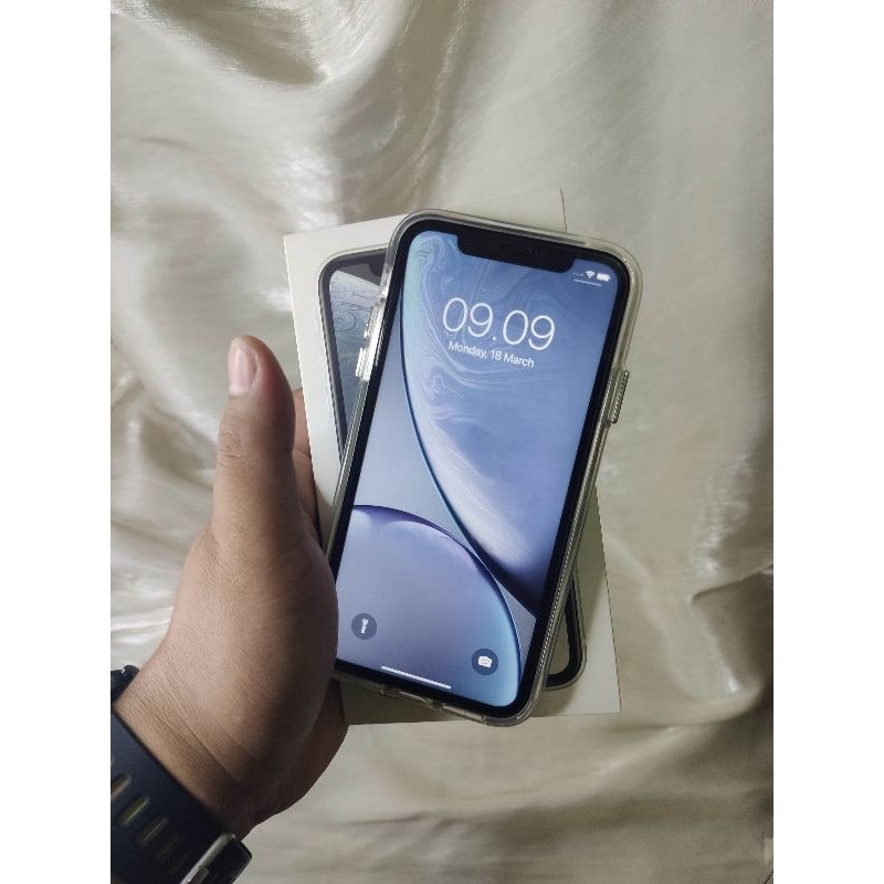 iPhone XR 64GB Ex iBox Second Good Condition Area Samarinda bisa COD