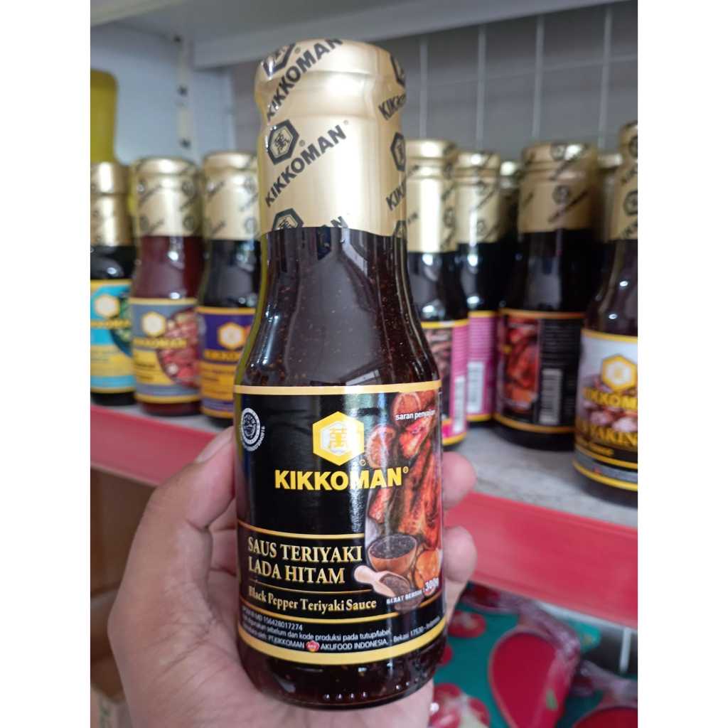 

Kikkoman Blackpepper Teriyaki Souce, Saus Teriyaki Lada Hitam botol 300gr Halal