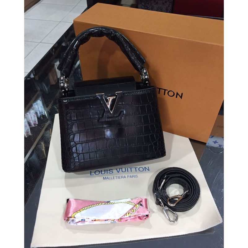 LV Capucines Mini Crocodilien Brillant M22847 with Box Magnet + Twilly