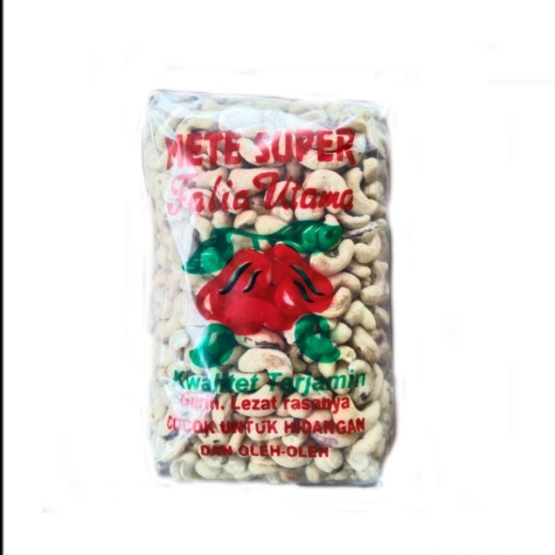 

kacang Mede mentah 1 kg/ kacang mete