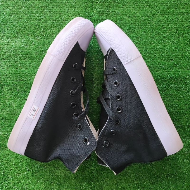 separu CONVERSE