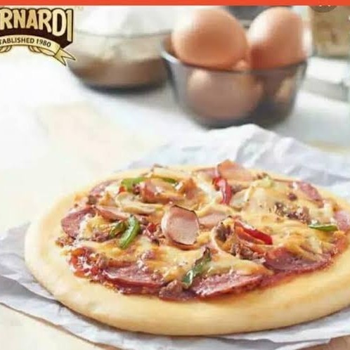 

SMOKED BEEF PIZZA RIOUS BERNARDI SIAP SAJI 180GR PIZA DAGING ASAP