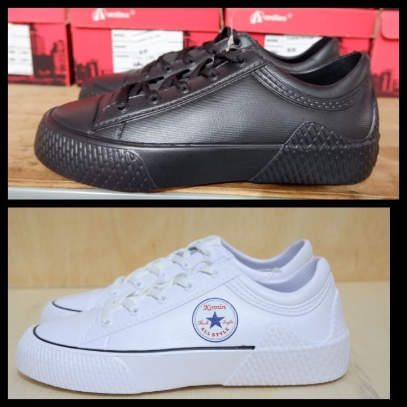 Sepatu karet pria sepatu kerja sepatu sekolah hitam