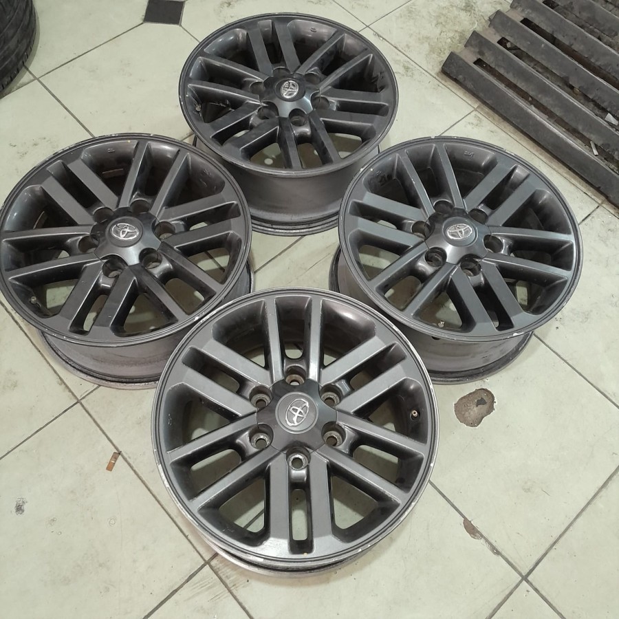 Velg Mobil Original STD FORTUNER VNT Ring 17 Baut 6 PCD 6X139,7 ET30+Ban Dunlop 215/60 R17