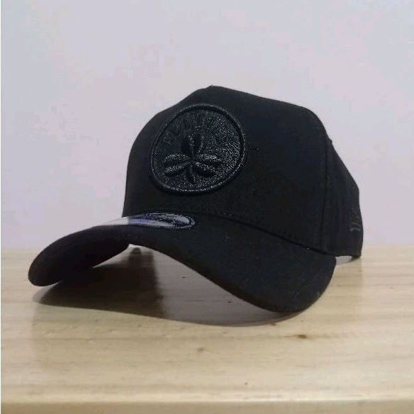 Topi Baseball Celtics Black On black Topi Premium Topi Unisex MLB