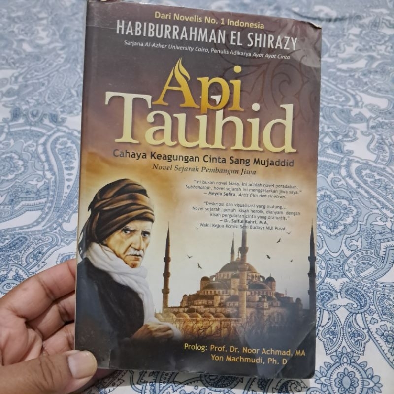 Preloved Api Tauhid original signed copy by Habiburrahman El Shirazy