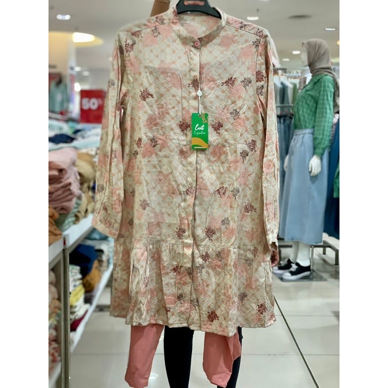 EXIT-SET BLUS DAN CELANA WANITA EXIT SIGNATURE