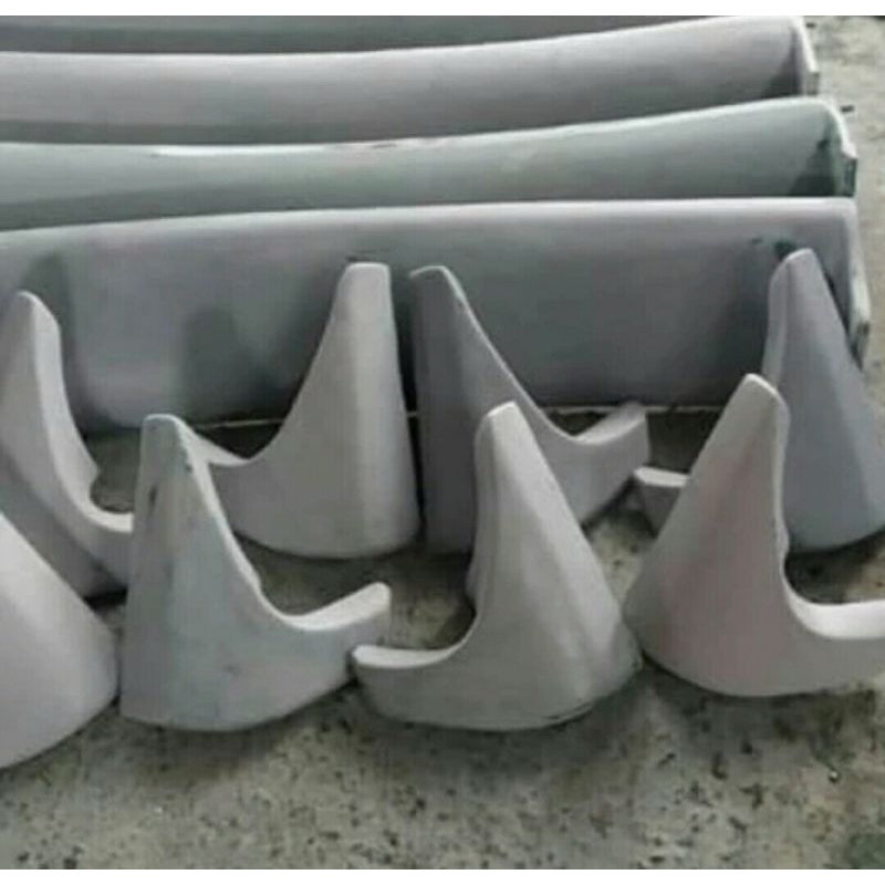 Spoiler Tom Starlet Kapsul